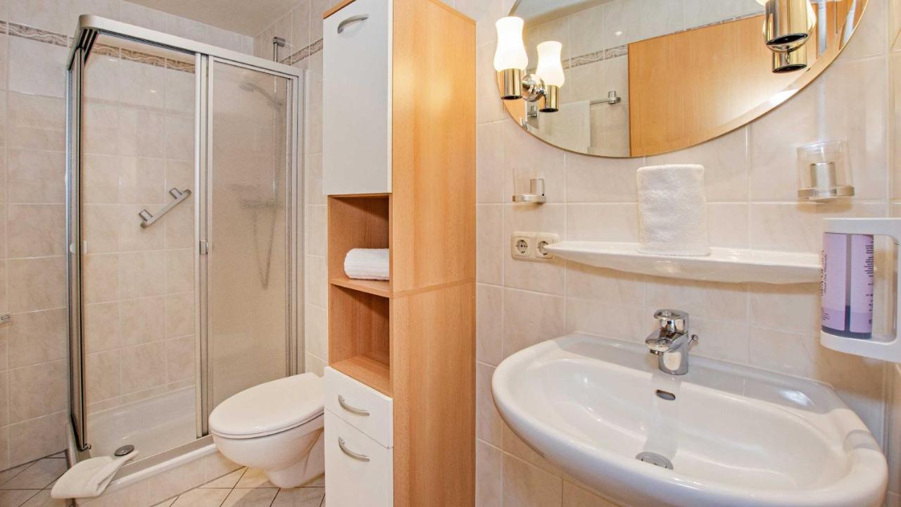 Hotel Garni Nussbaumhof Ueckeritz Kültér fotó