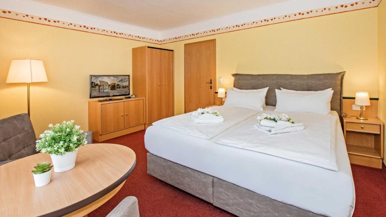 Hotel Garni Nussbaumhof Ueckeritz Kültér fotó